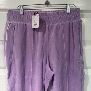 Brand new never worn TMC Hussle Way Pants